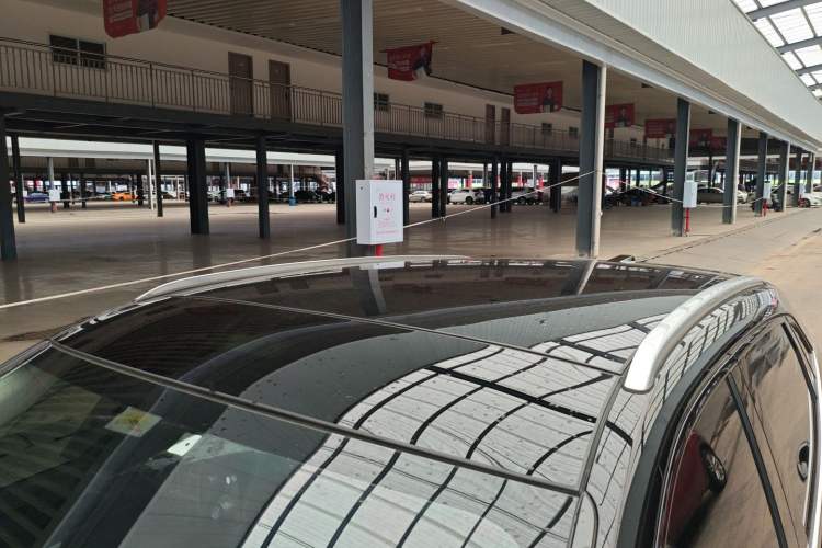 Used Wey VV5 2021 1.5T Two-Wheel Drive Color Pioneer