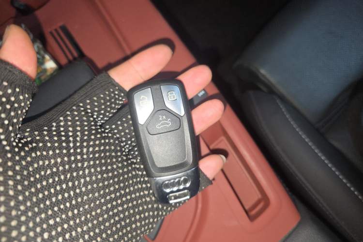 Used Audi A4L 2023 40 TFSI Luxury Dynamic Model