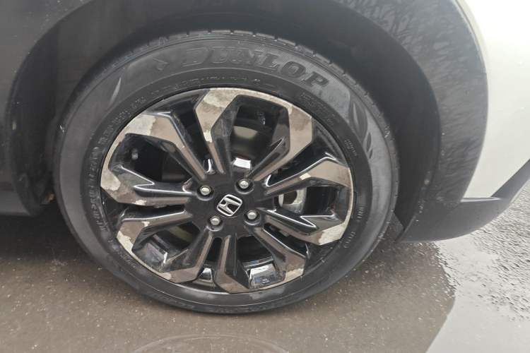 Used Honda LIFE 2021 1.5L CVT CRO-S Fun Edition Right Front Wheel Hub