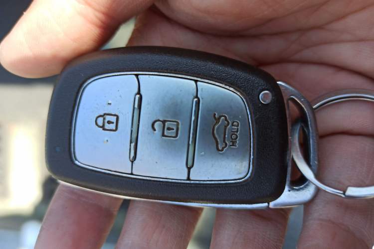 Used Hyundai Mistra 2014 1.8L Automatic Smart GLS