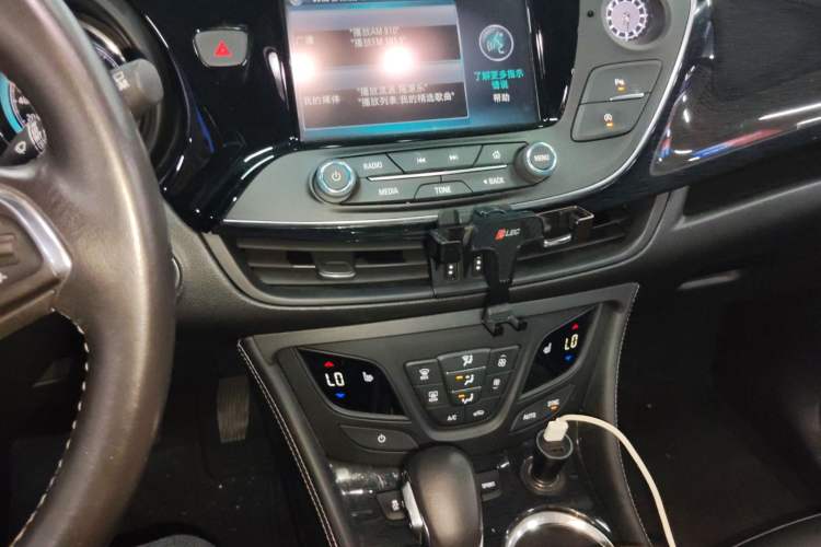 Used Buick Envision 2016 28T Four-Wheel Drive Elite Version Audio And AC Panel