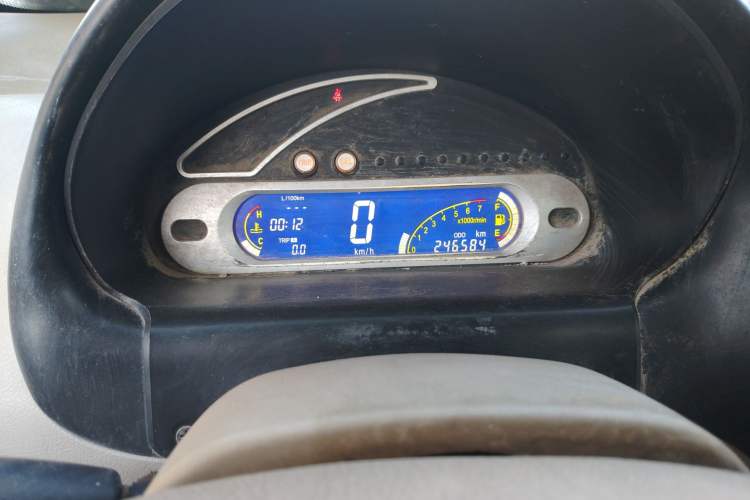 Used Chery QQ3 2012 Fashion Edition 1.0L Manual Champion Version