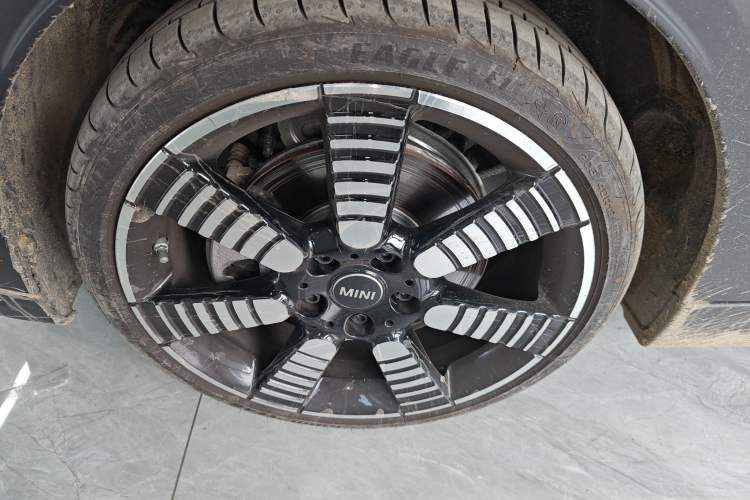 Used MINI MINI 2023 Revised 2.0T COOPER S CABRIO Artist
