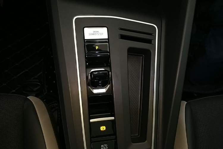 Used Volkswagen Golf 2021 280TSI DSG Pro Gear Lever