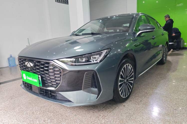 Used Chery Fengyun A8L 2025 1.5 TGDI 145 km Luxury Version