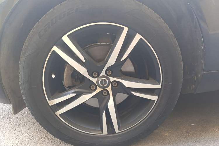 Used Volvo XC60 2018 T5 4x4 Smart & Sporty Edition