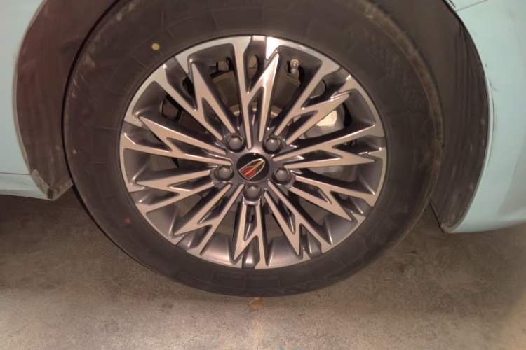 Used Hongqi H5 2023 2.0T Automatic Smart Connect Flagship Edition
