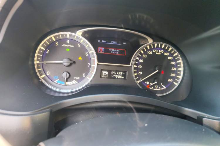 Used Infiniti QX60 2014 2.5 S/C Hybrid Two-Wheel Drive Excellence Edition
