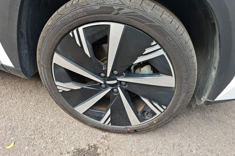 Used Geely Auto FX11 2023 2.0TD DCT Prestige Edition