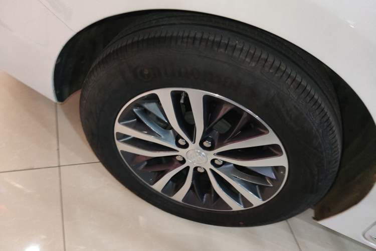 Used Buick GL8 2023 ES Lu Zun Deluxe Model
