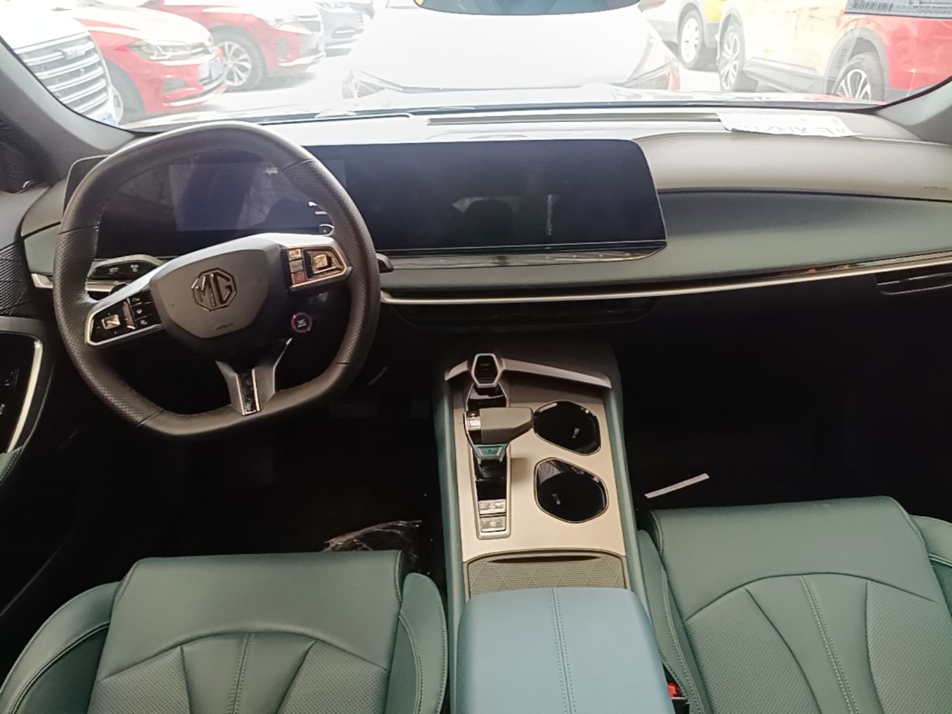 MG 7 2025 2.0T Trophy+ Super Sport Edition — снимка 12