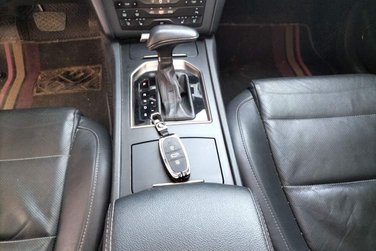 Used Hongqi H7 2019 1.8T Comfort Edition Gear Lever