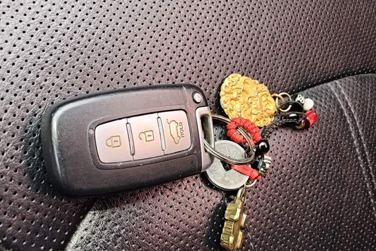 Used Hyundai ix35 2012 2.0L Automatic Two-Wheel Drive Elite Edition GLS
