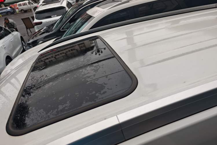 Used Dongfeng Fengon 580 2020 1.5T Manual Luxury Version
