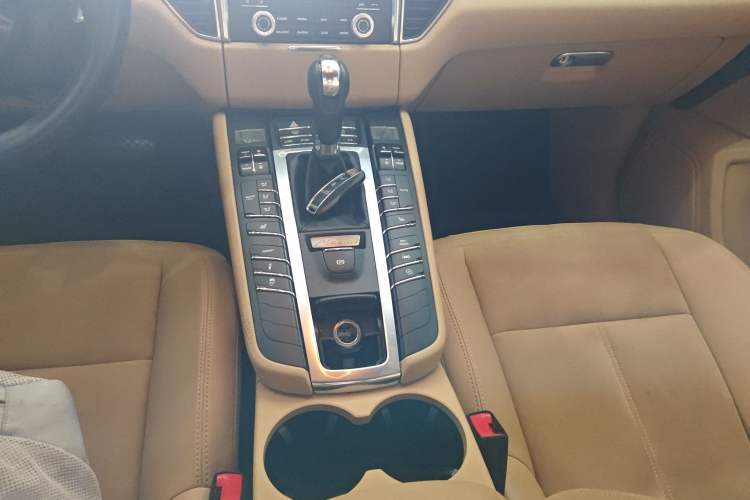 Used Porsche Macan 2017 Macan 2.0T