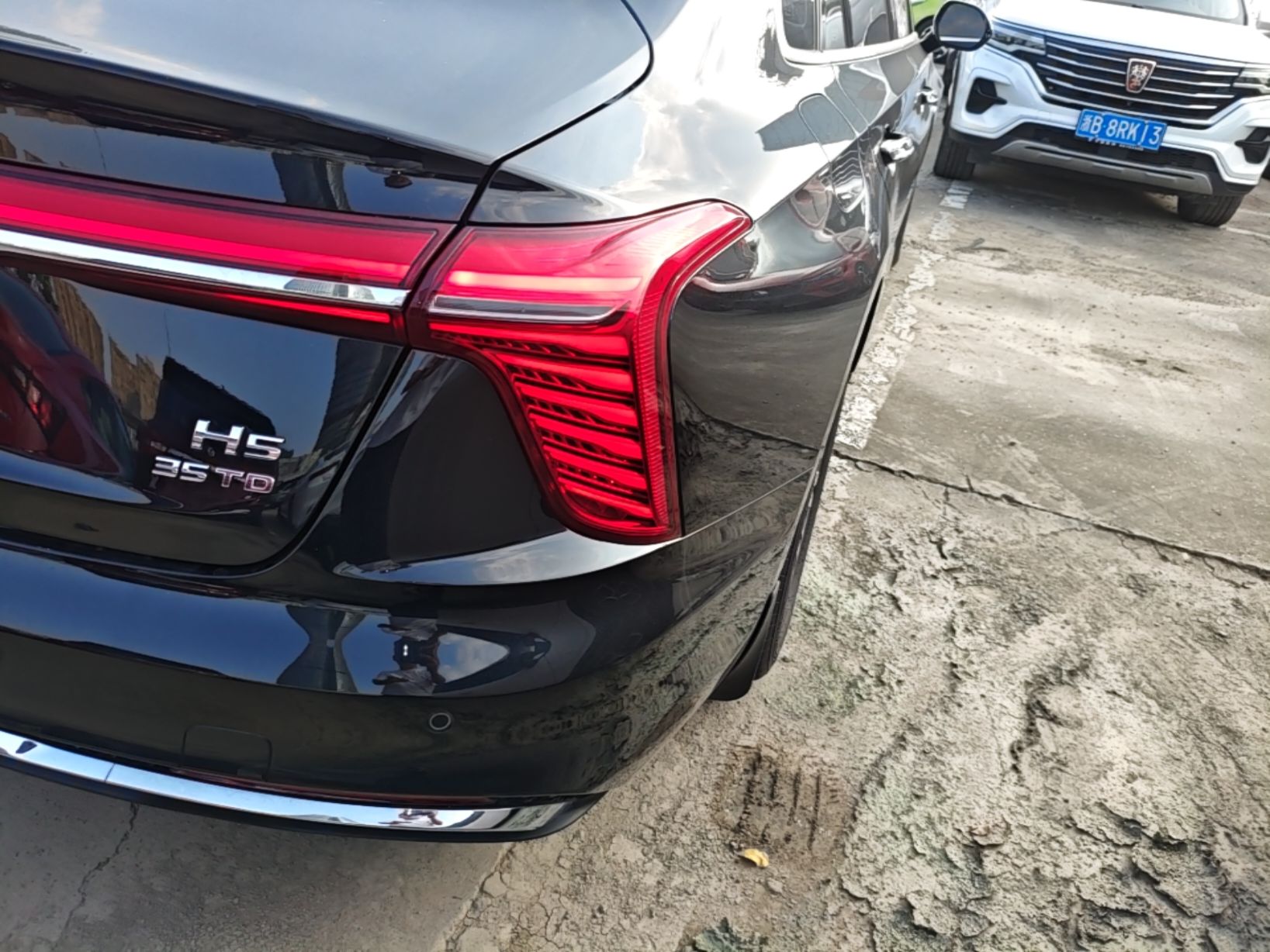 Hongqi H5 2025 1.5T DCT Qiyun 500 000th Unit Commemorative Edition — снимка 9
