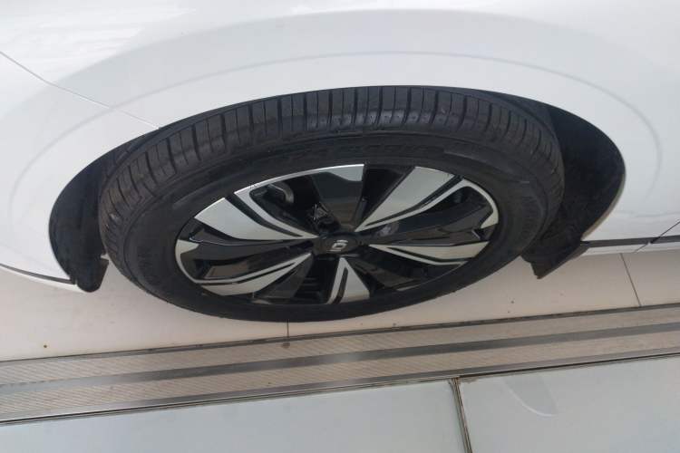 Used CHANGAN NEVO A07 2025 All-Electric "Real Bargain" 525 Luxury Model
