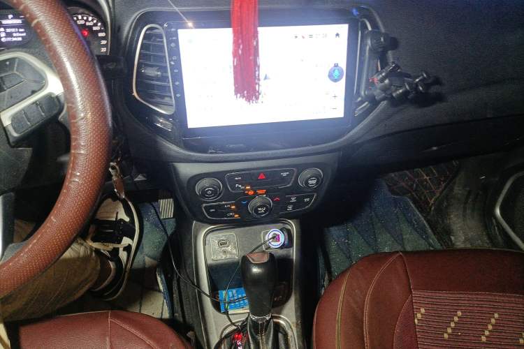 Used Jeep Compass 2017 200T Automatic Enjoyment Version