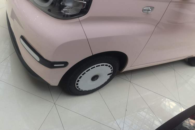 Used Chery QQ Ice Cream 2024 170km Sundae Left Front Wheel Hub