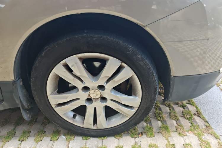 Used Peugeot 3008 2015 1.6THP Automatic Prestige Edition
