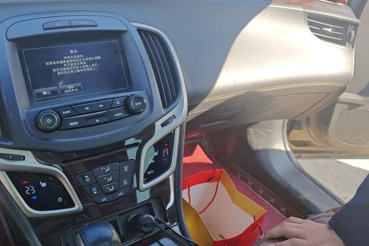 Used Buick LaCrosse 2013 2.4L SIDI Elite Comfort Version