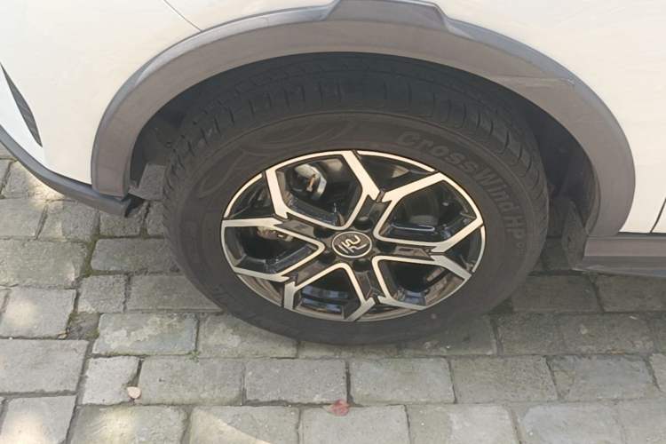 Used BYD Yuan Pro 2021 401 km Deluxe Version Left Front Wheel Hub