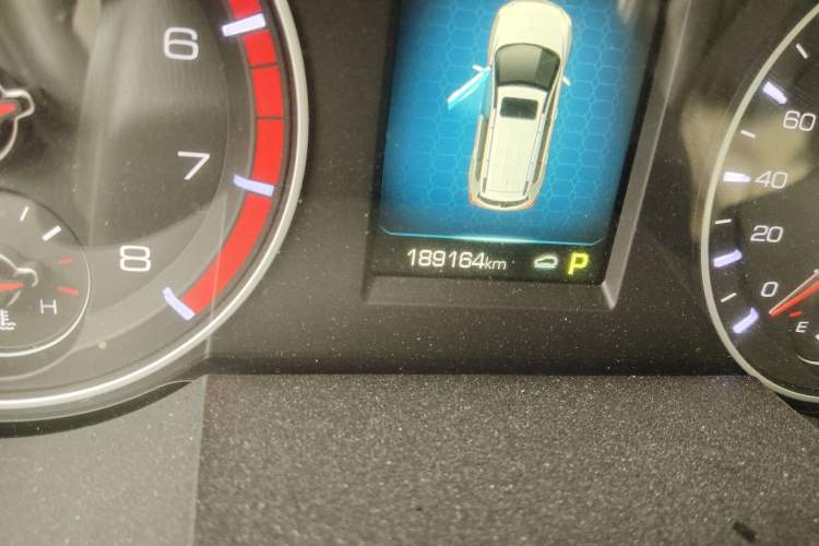 Used Haval H6 2018 Red-Label Sport Edition 1.5T Automatic Two-Wheel Drive Elite Model Odometer Close Up