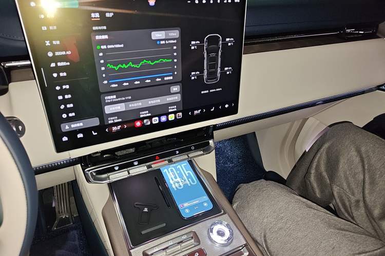 Used Zeekr 9X 2025 Hyper Edition Audio And AC Panel