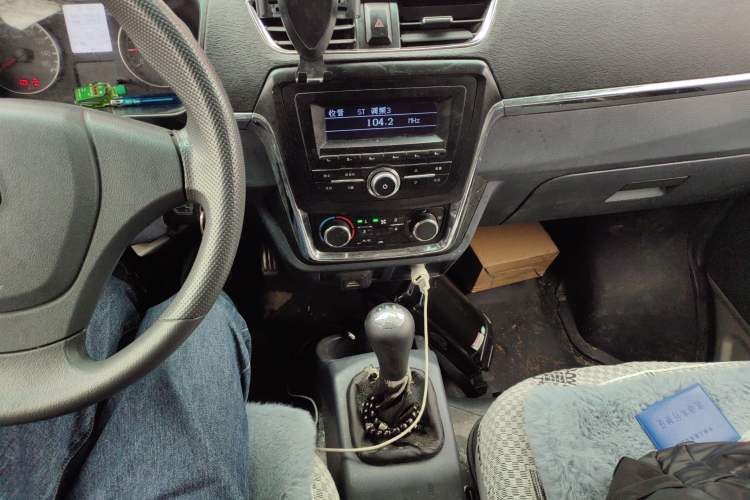 Used Jinbei Hiace X30 2018 1.3L Cargo Van Standard Version DLCG12