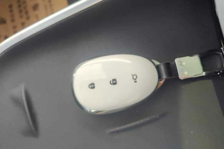 Used CHANGAN NEVO A07 2025 Blue Whale Pure Electric Version 525 Luxury Model Vehicle Key