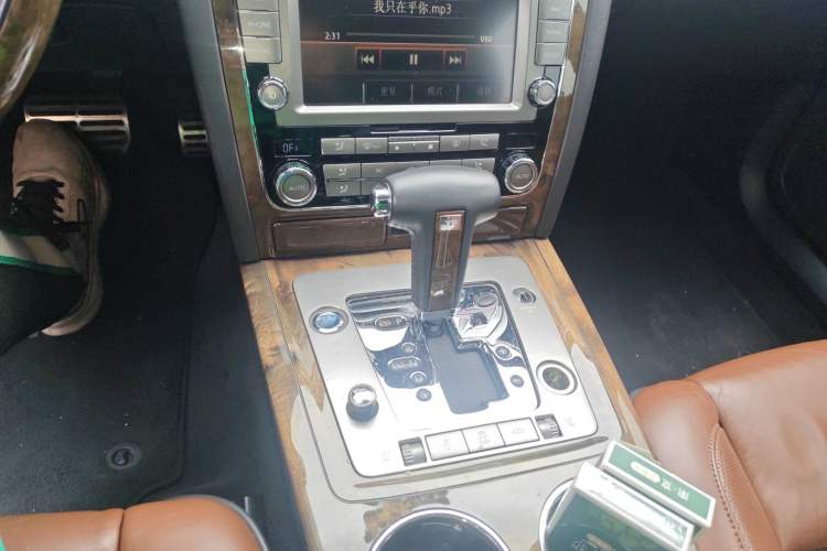 Used Volkswagen Phaeton 2012 3.6L Deluxe Custom Edition
