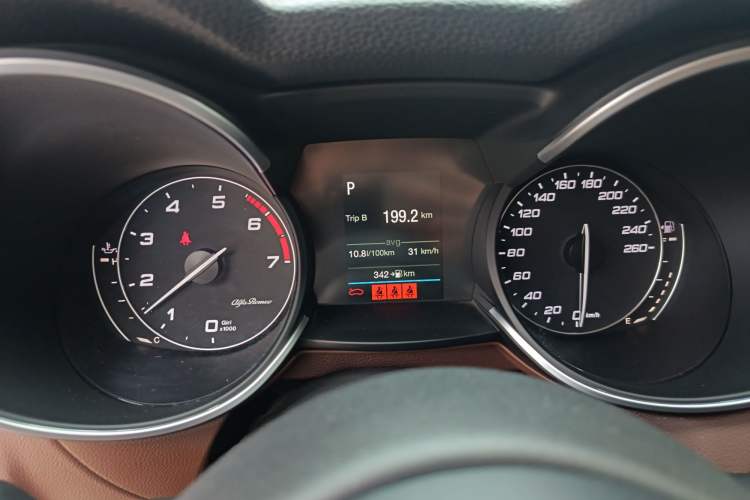 Used Alfa Romeo Stelvio 2017 2.0T 200HP Elite Edition Instrument Cluster