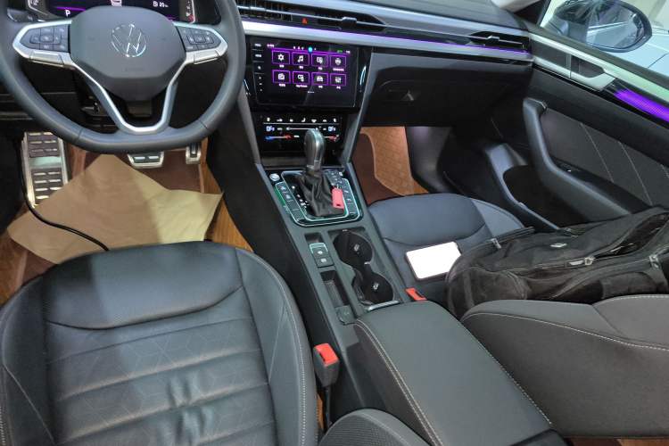 Used Volkswagen FAW-Volkswagen CC 2024 Estate Car 380TSI Hunter's Heart All-Encompassing Edition