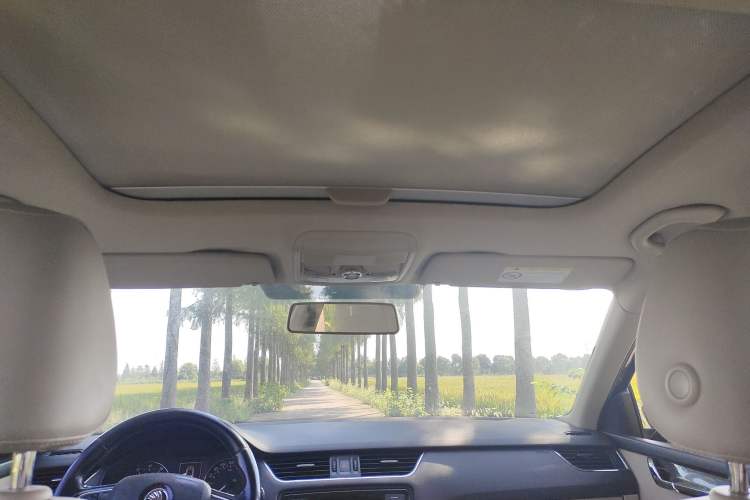 Used Skoda Octavia 2015 1.4TSI DSG Yijun Edition