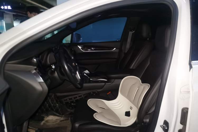 Used Cadillac XT5 2018 25T Tech Model