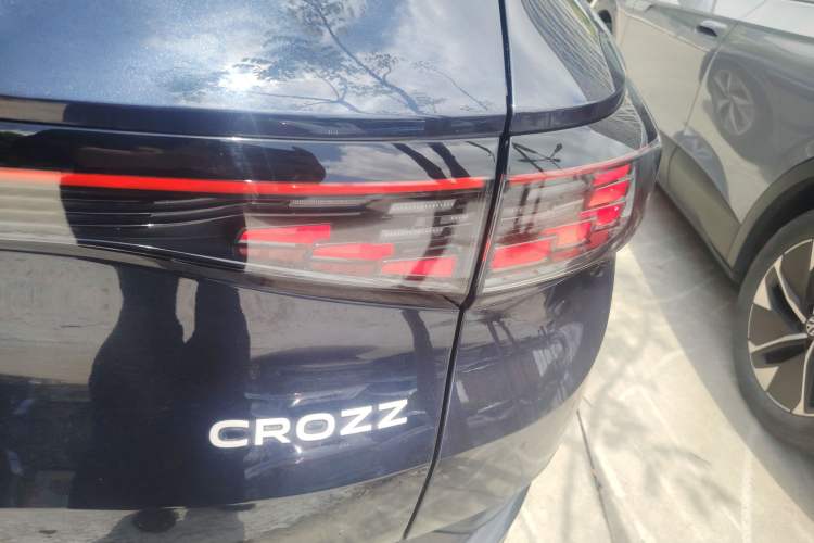 Used Volkswagen ID.4 CROZZ 2022 Long-Range PURE+ Edition