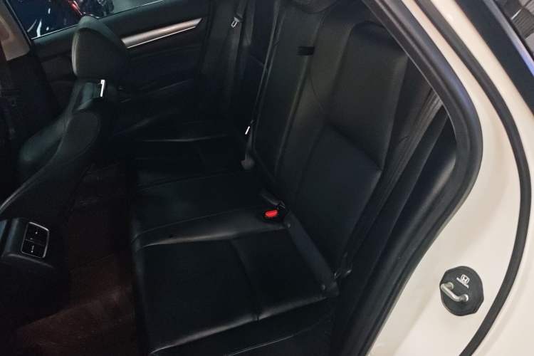 Used Honda Accord 2018 260TURBO Elite Edition China VI Left Rear Seat