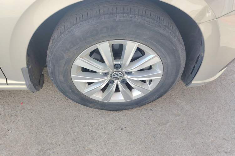 Used Volkswagen Lavida 2019 1.5L Automatic Fashion Edition China VI