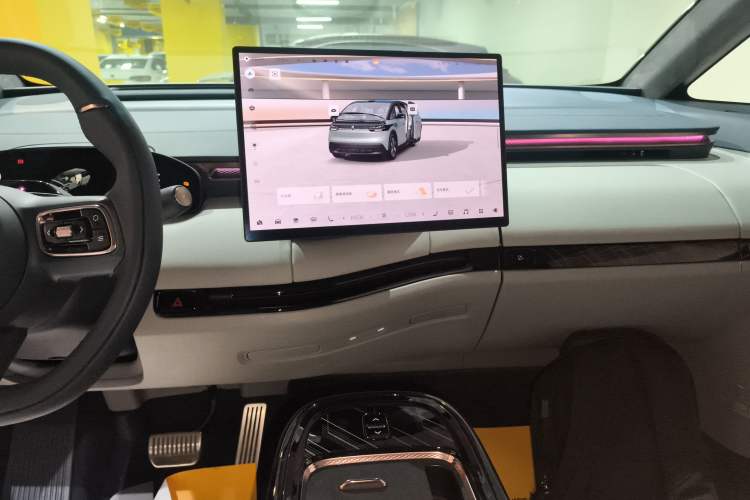 Used Zeekr MIX 2025 Long-Range Intelligent Driving Edition Audio And AC Panel