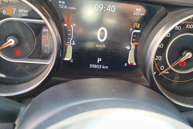 Used Jeep Wrangler 2019 2.0T Sahara Four-Door Version China VI Emission Standard