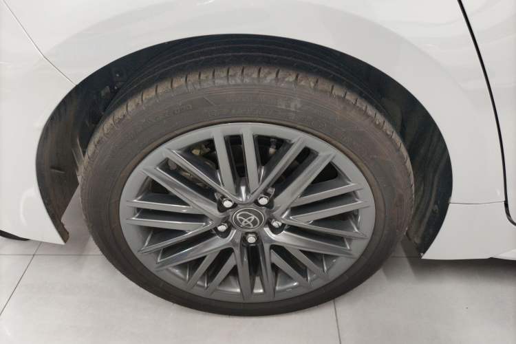 Used Toyota Levin 2023 Revised Version 2.0L Premium Edition