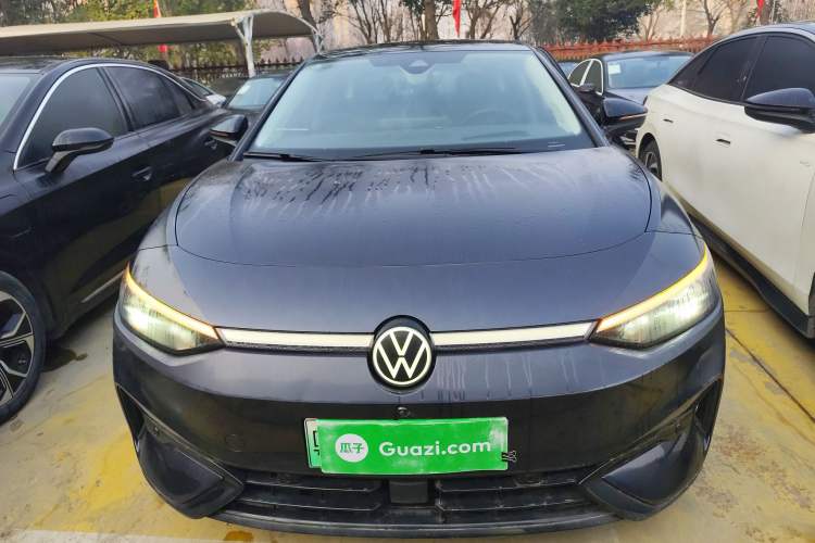 Used Volkswagen ID.7 VIZZION 2024 AIR model
