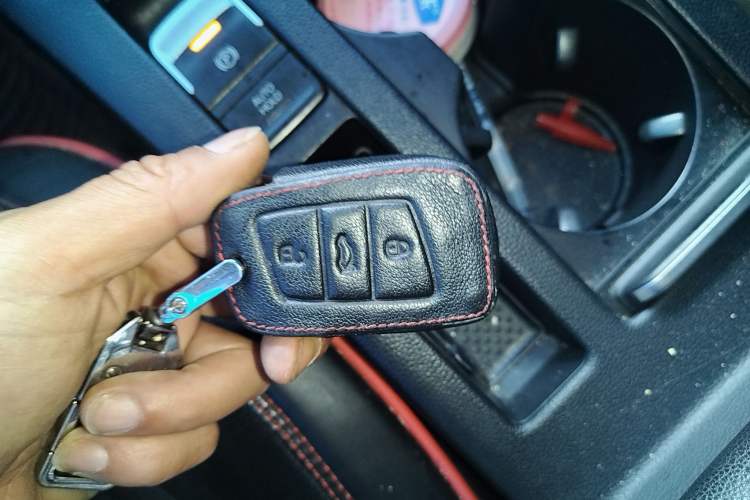 Used Volkswagen Magotan 2019 280TSI DSG Leading Model China VI Standard Vehicle Key