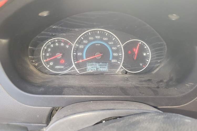 Used Wuling Rongguang V 2016 1.5L Standard Version
