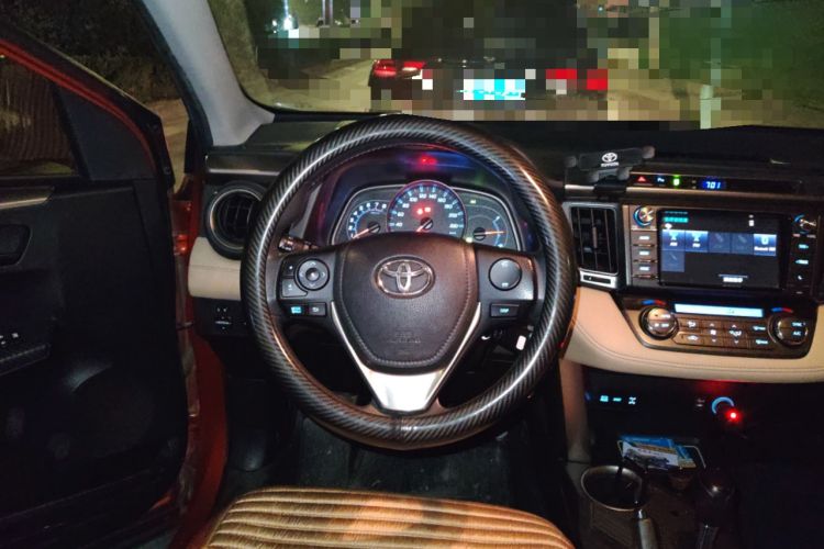 Used Toyota RAV4 2013 2.0L CVT Four-Wheel Drive Fashion Edition