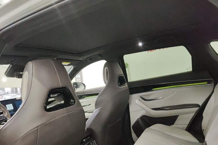 Used BYD Song PLUS New Energy 2025 DM-i 112KM Prestige Model
