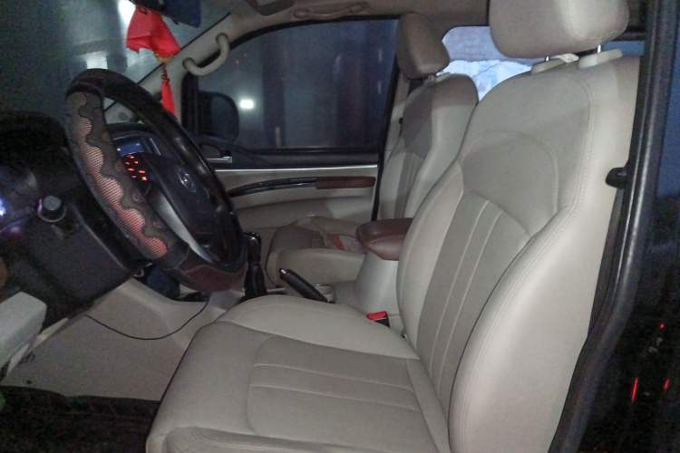 Used FORTHING Lingzhi 2020 M5L 1.6L Luxury 7-Seater
