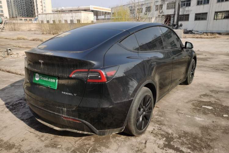 Used Tesla Model Y 2023 Rear-Wheel-Drive Version Rear Right 45 Deg