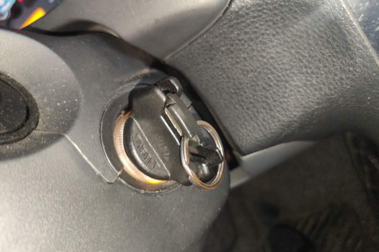 Used Suzuki SX4 2011 Hatchback 1.6L Manual Sport Model Vehicle Key