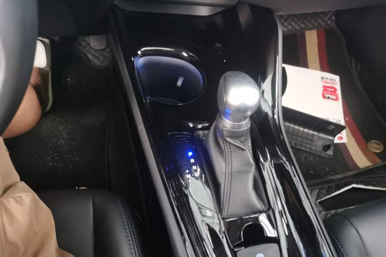 Used Toyota C-HR 2021 2.0L Luxury Edition